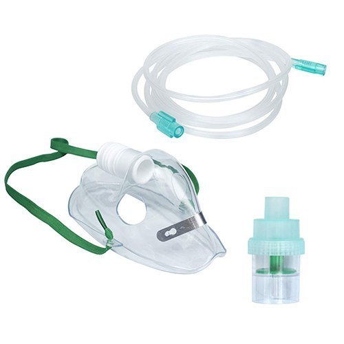 Nebulizatörün avantajı, özellikle küçük çocuklarda ilacı solumak için yalnızca normal nefes almaları gerektiğinden kullanımının daha kolay olabilmesidir. Bazı kişiler ilacın içinde nefes aldıklarını görebildikleri ve hissedebildikleri için nebülizörleri tercih etmektedirler.