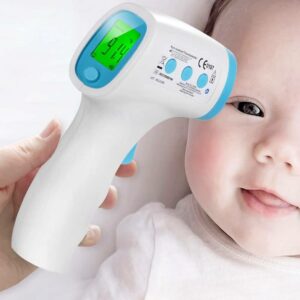 Ateşli bazı hastalıklar bebeklerde hayati tehlike oluşturabileceğinden bebeklerde ateşin hassas bir şekilde ölçülebilmesi çok önemlidir. Elinizin altında doğru bir termometrenin bulunması, bebeğinizin durumunu daha iyi kontrol etmek için gereken bilgileri size sağlayabilir.