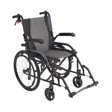 120 kg taşıma kapasitesi sayesinde her yaştan bireyin rahatlıkla kullanabildiği Leo 164 hafif tekerlekli sandalye, dolgu tekerlere sahiptir. Toplamda 45 cm’lik genişliğe sahip olan bu sandalyeler, günün her anında rahatlıkla hareket edebilmenize olanak sağlar. Refakatçi destekli olan Leo 164 hafif tekerlekli sandalye, hafifliği sayesinde istediğiniz her yere kolay bir şekilde taşınabilir.